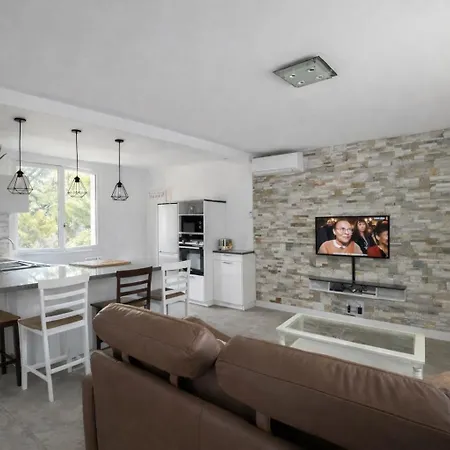펜션 Maison Aux Massots *